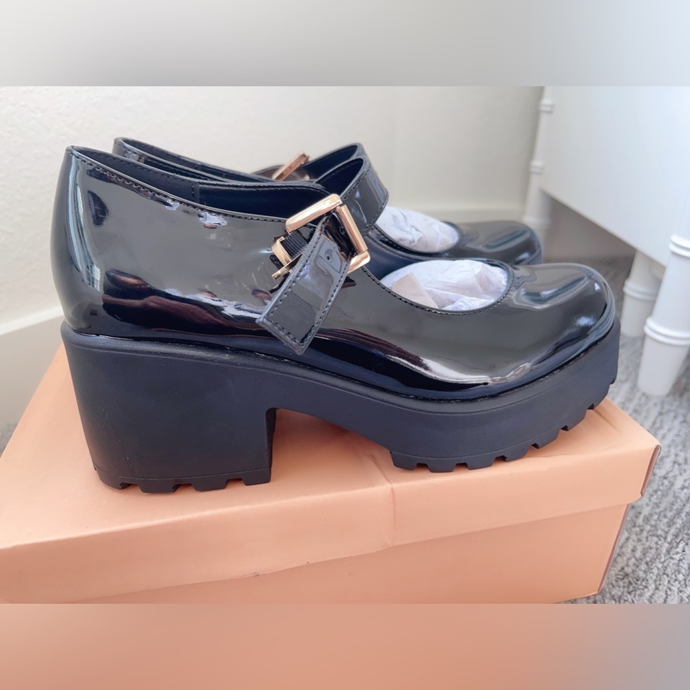 🖤Koi Footwear Black Patent Platform Mary Janes Shoes🖤